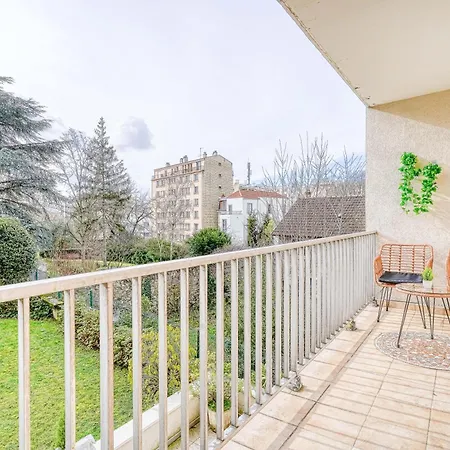 A 10 Minutes De Paris Avec Balcon Vanves
