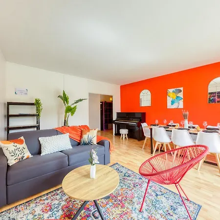Apartment A 10 Minutes De Paris Avec Balcon